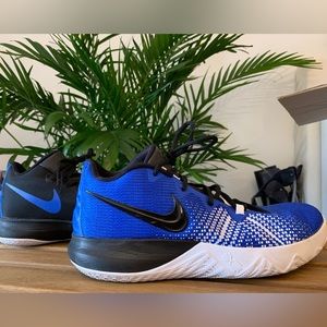 Nike Kyrie Flaptrap Duke